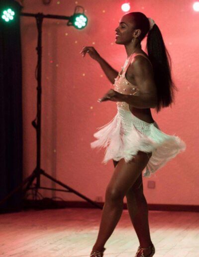 Prestation de danse lors d'une soirée